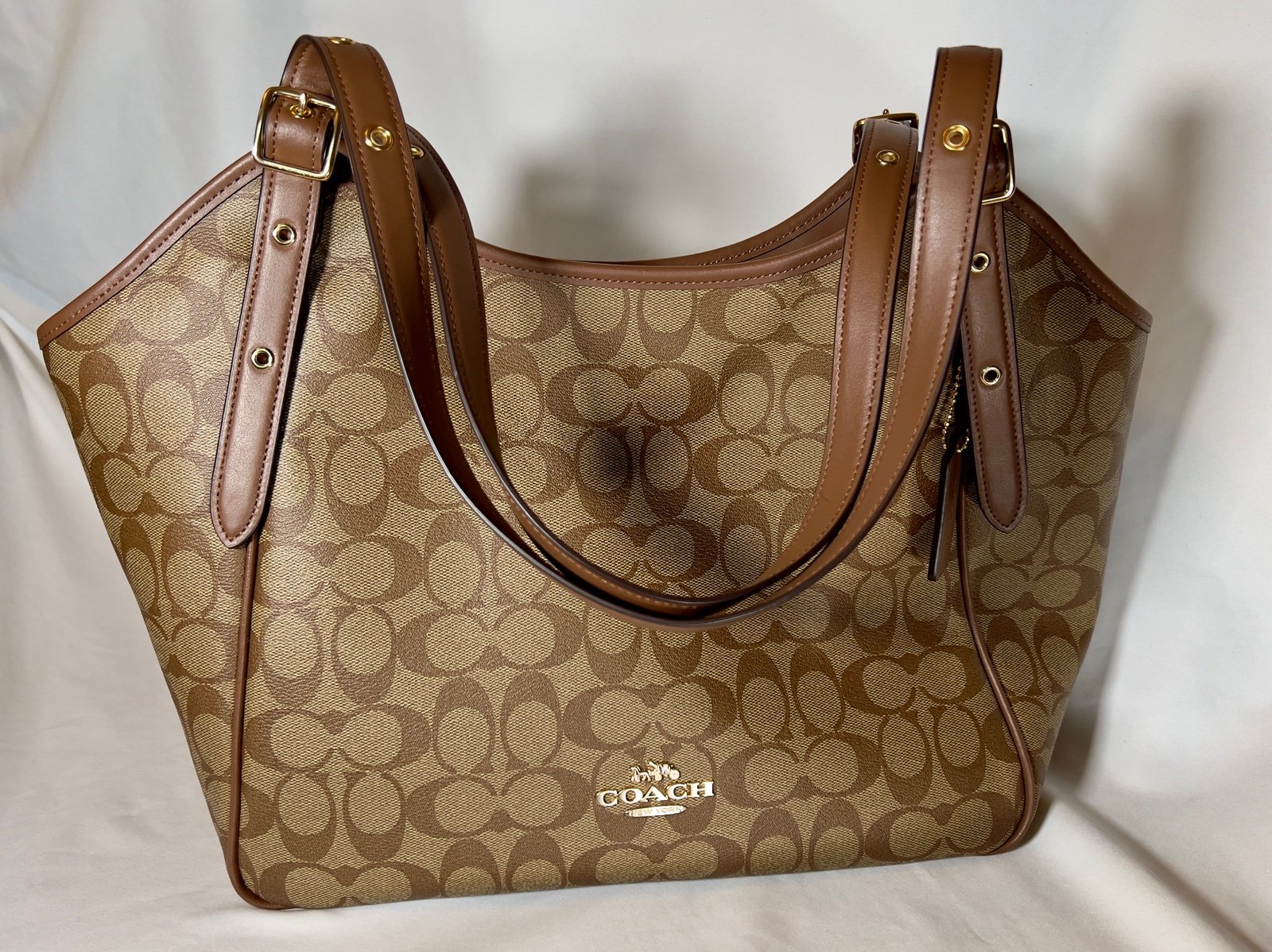 Coach Saddle 2 Handbag NWT