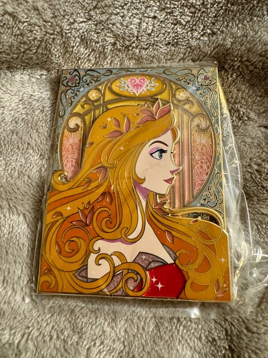 Pink Dress Giselle Pin
