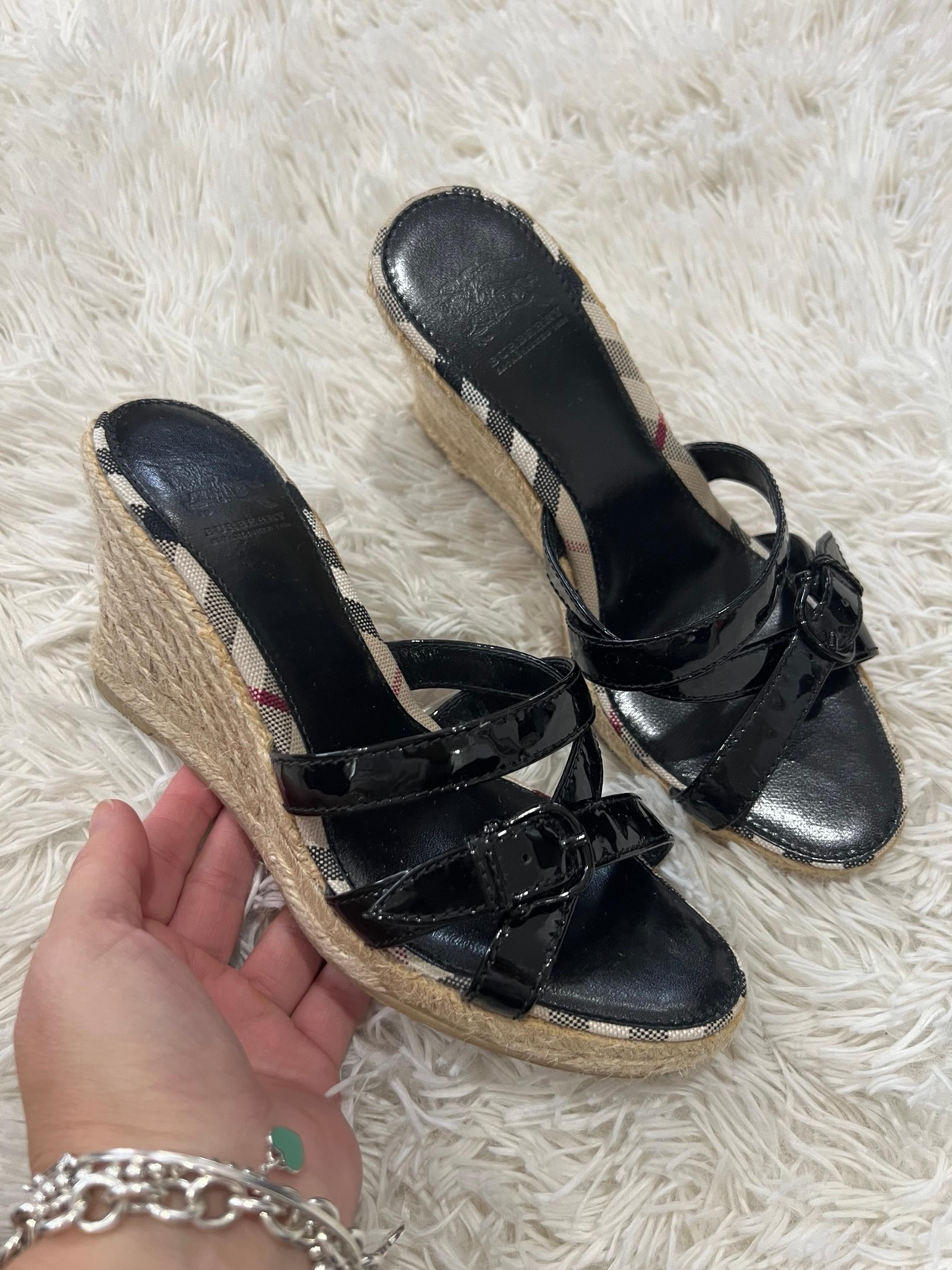 BURBERRY: Black Patent Leather & "Nova Check"
Espadrille - size 37 US size 7