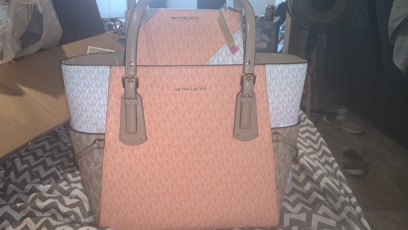 Michael Kors purse and wallet