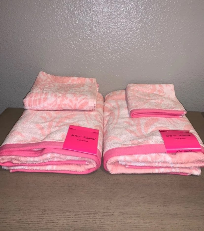 Pink Betsey Johnson Heirloom Towel Set