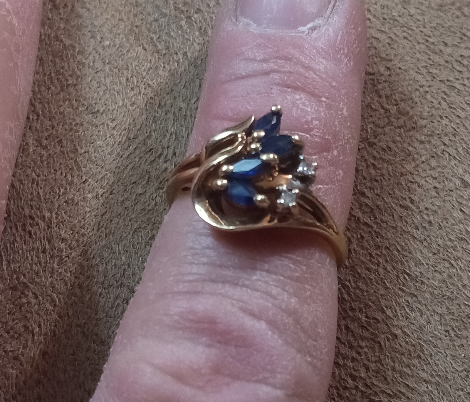 Sapphire & Diamond Ring 10K Yellow Gold Size 6
