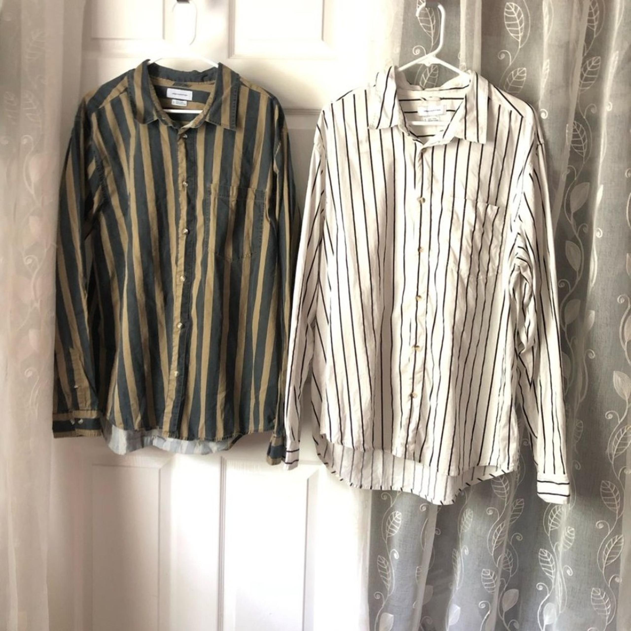 Set of 2 Urban Outfitters Striped Button-Up Shirts men size XL 100% cotton