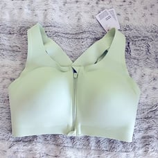 NWT Lululemon Enlite Front Zip Bra 32DD