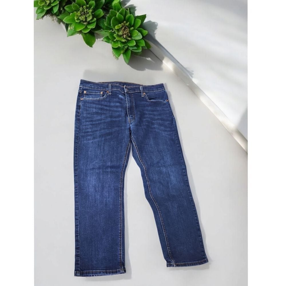 Levi's 541 Athletic Fit Dark Wash Denim Jeans Classic 5-Pocket Design W38 L30