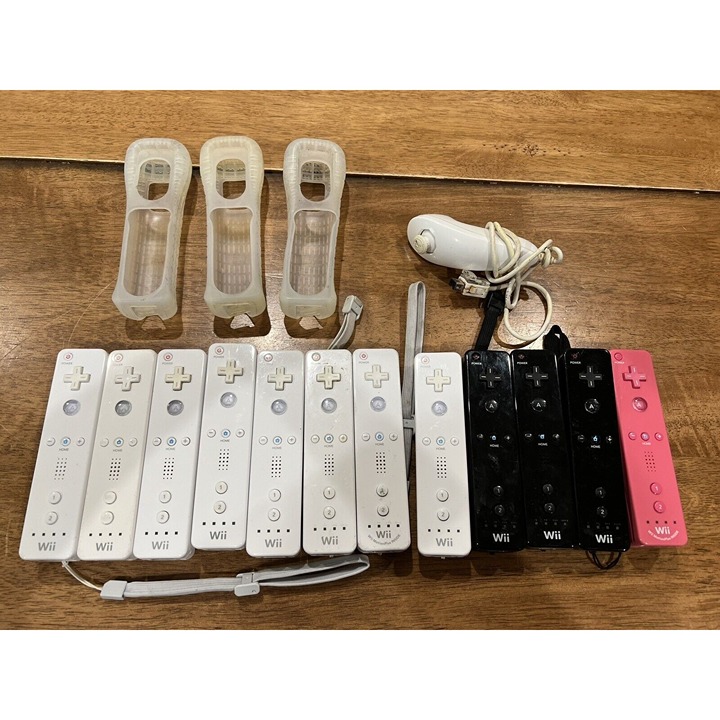 Lot of 12 Nintendo Wii-Motes & 1 Nunchuck For Parts or Repair As-Is