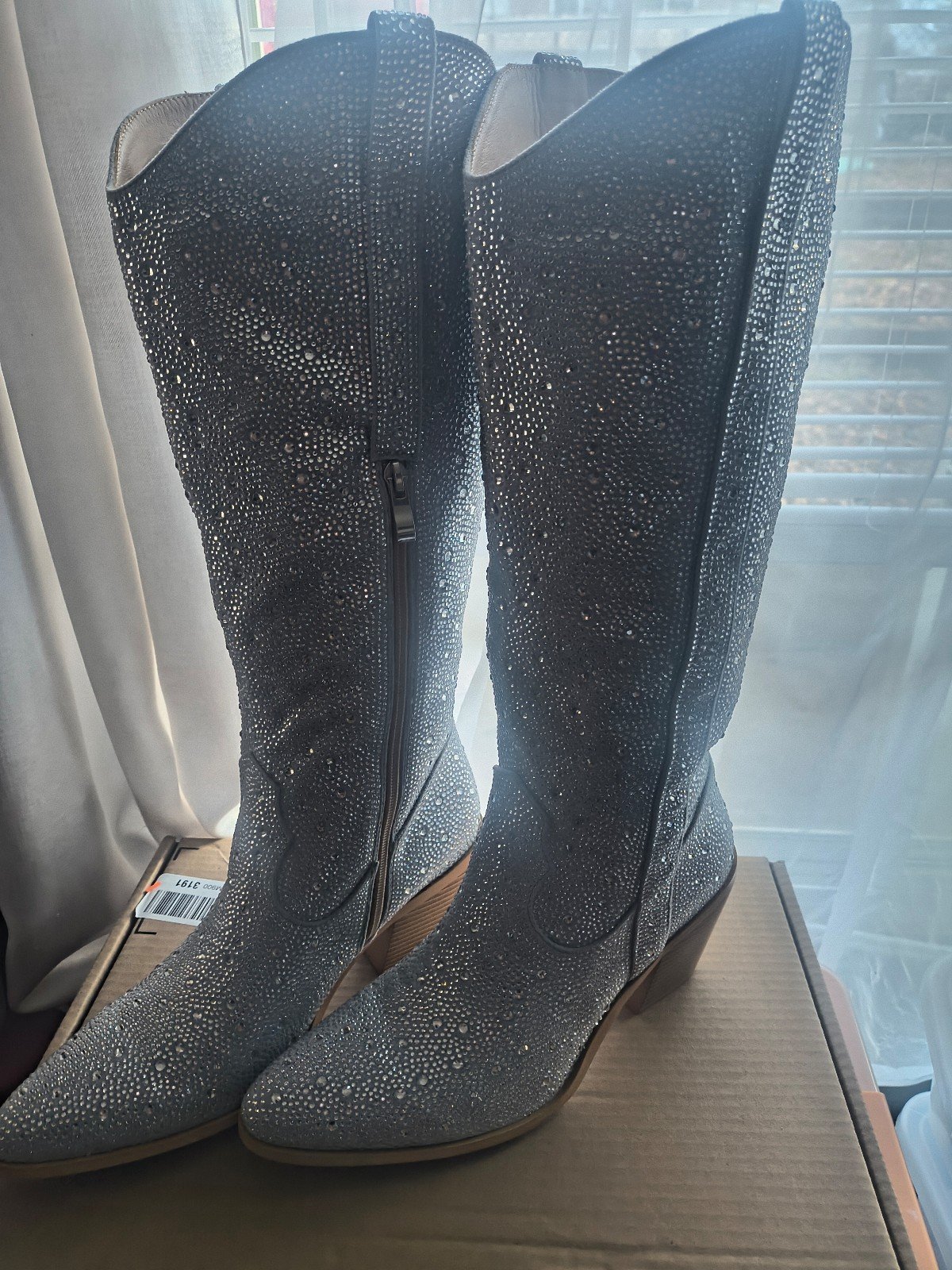 Womens Western Rhinestone Boots Size 10 Pointed Toed Mid Calf