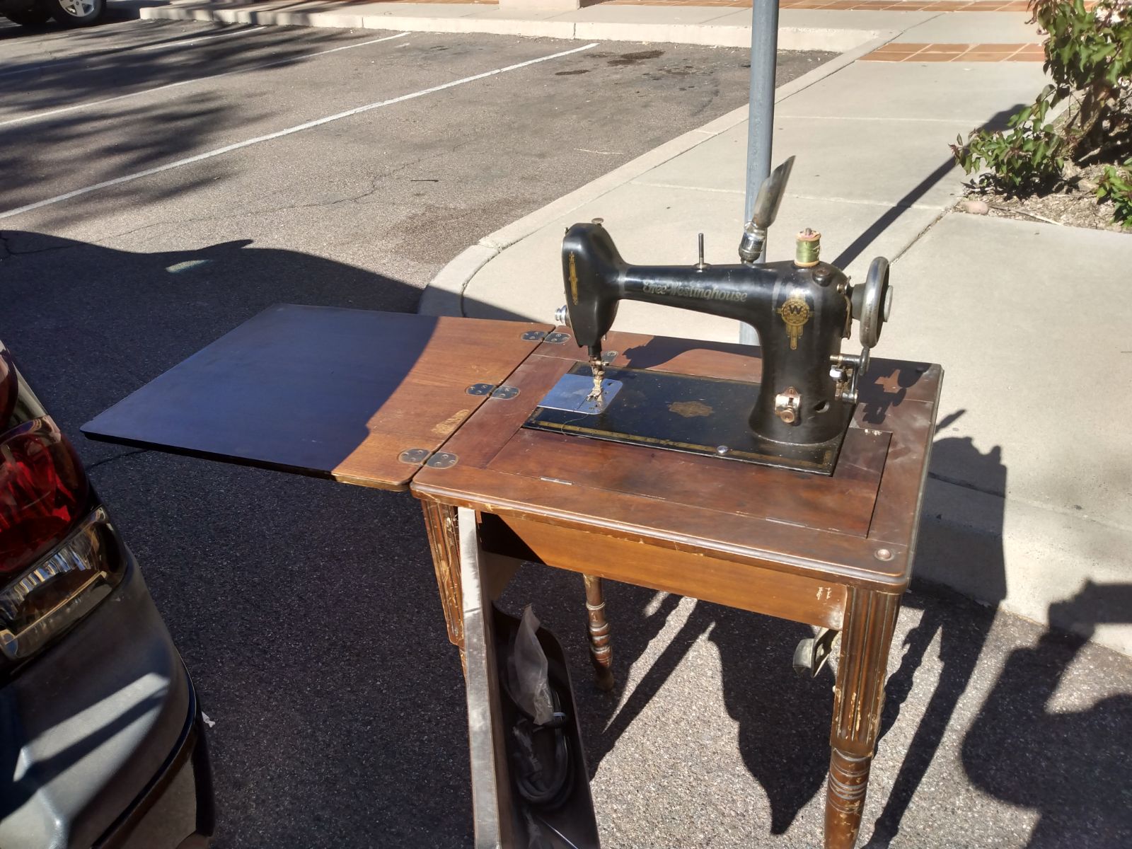 Westinghouse Vintage Sewing Machine