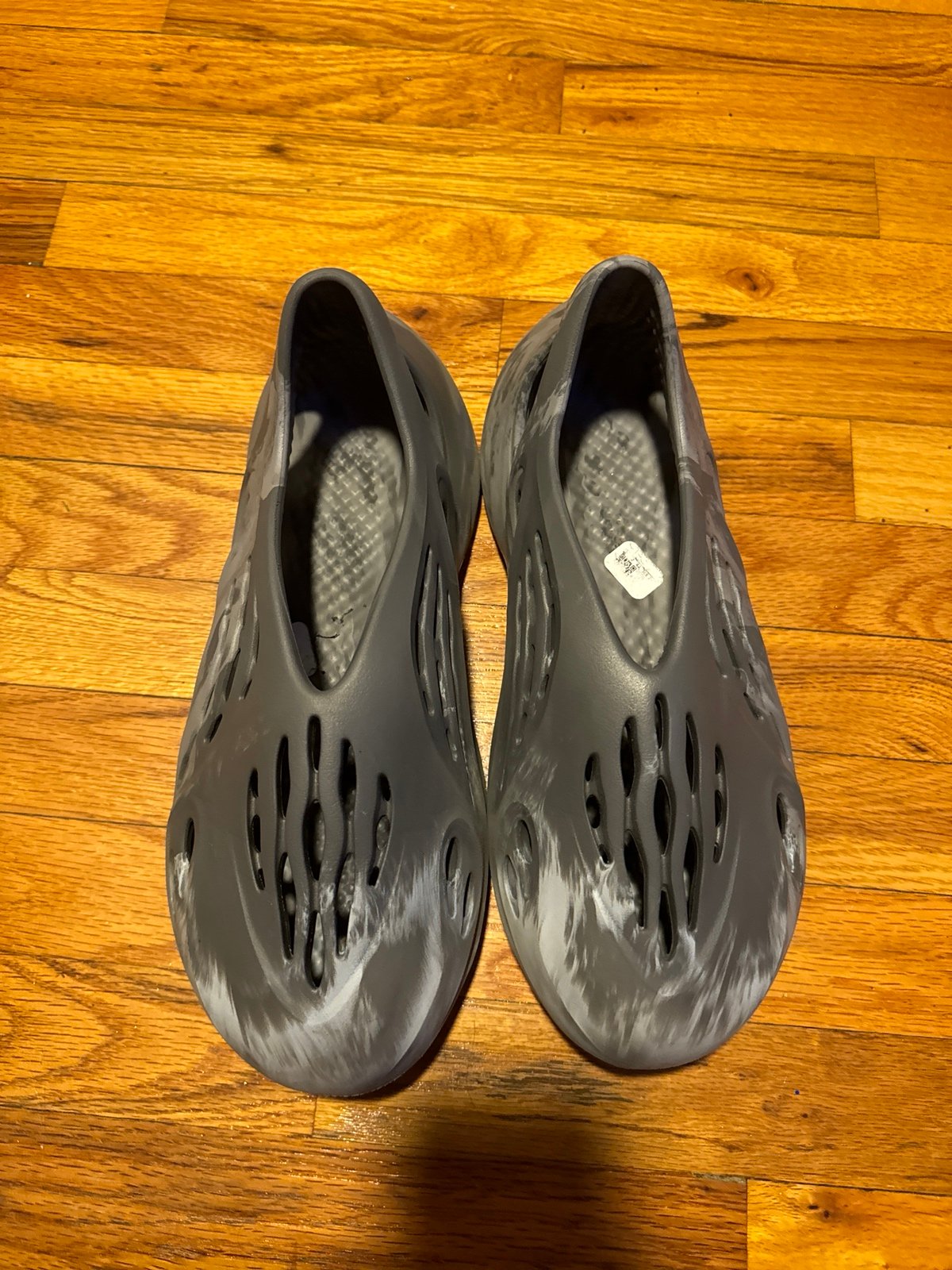 Yeezy foamrunners