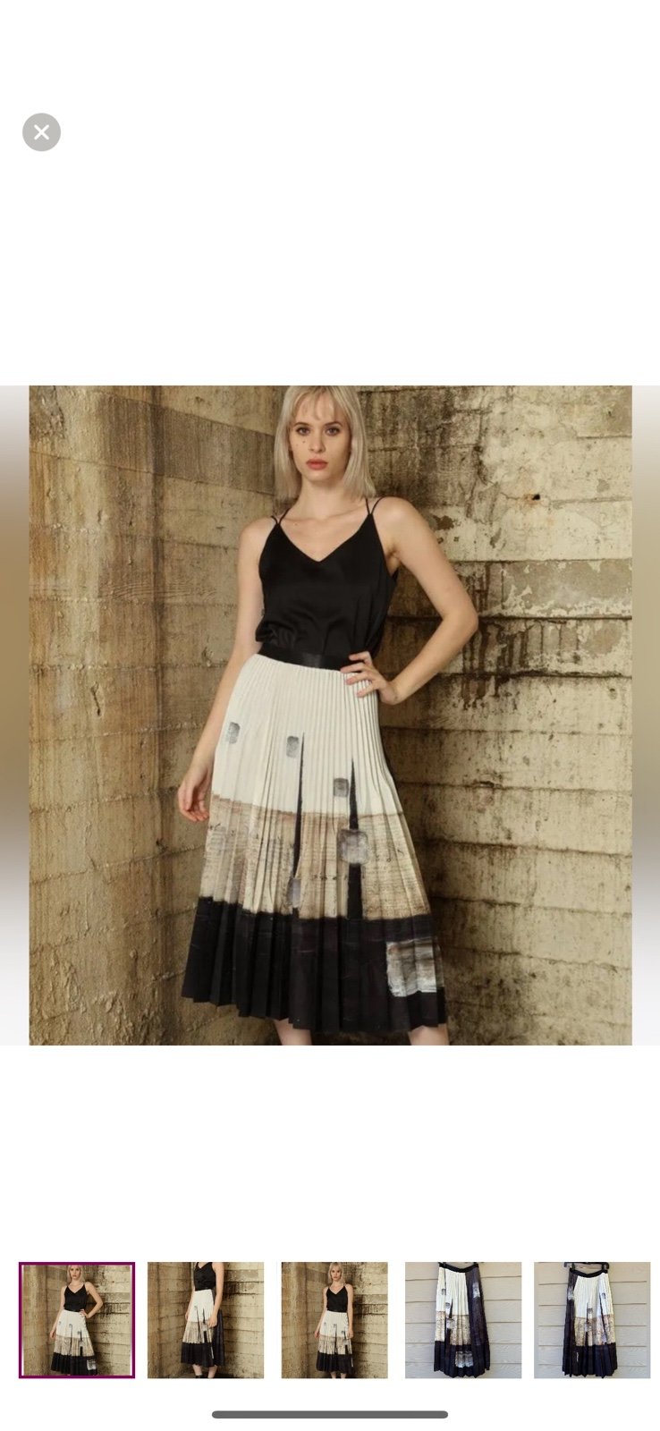 ZERO DEGREES CELSIUS Music Pleated Skirt