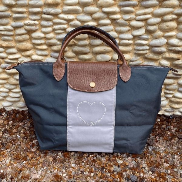 Longchamp Limited Edition Black/Gray Love Heart Le Pliage Shoulder Tote Bag. EUC