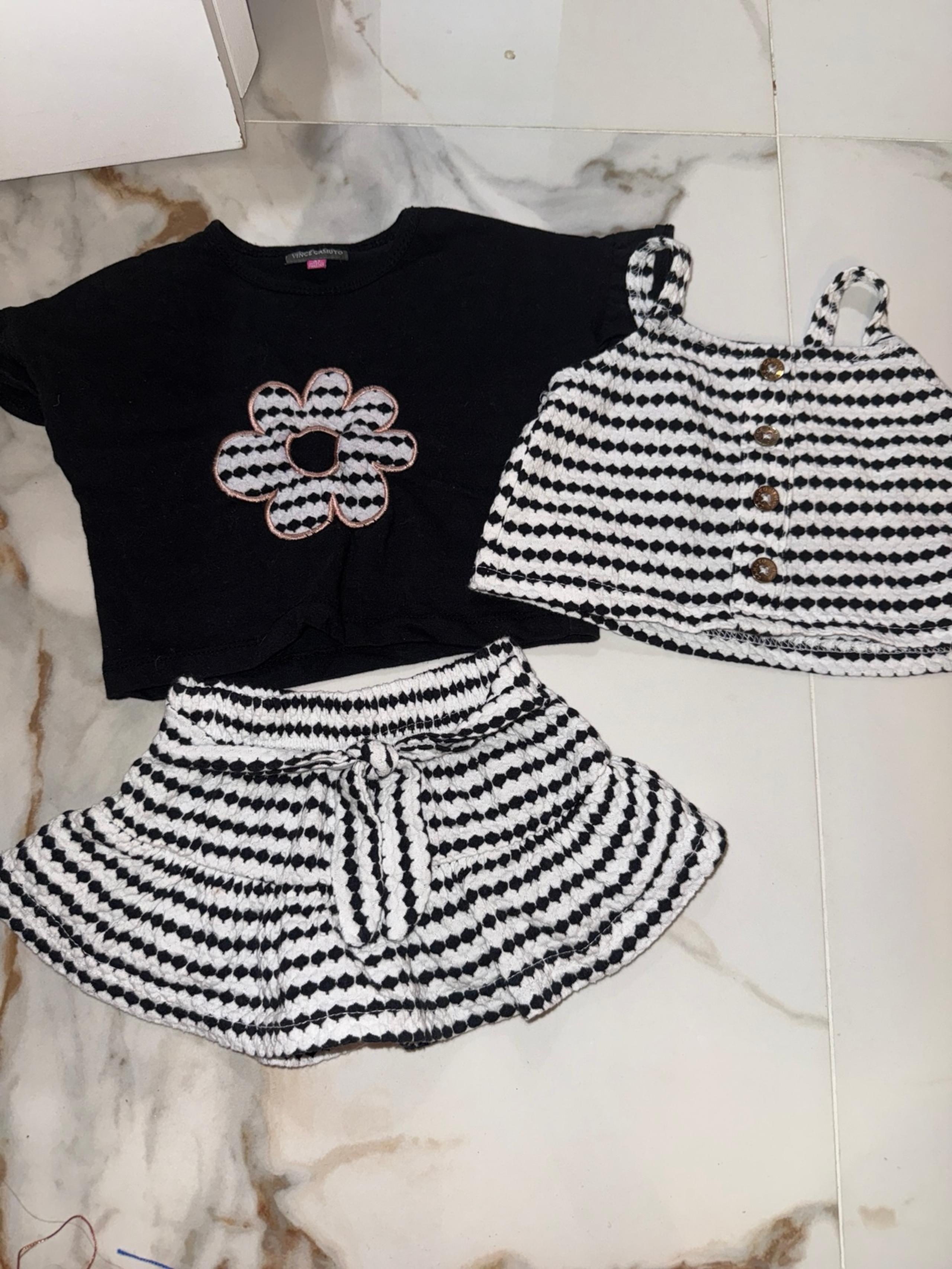 3T Vince Camuto 3 piece set