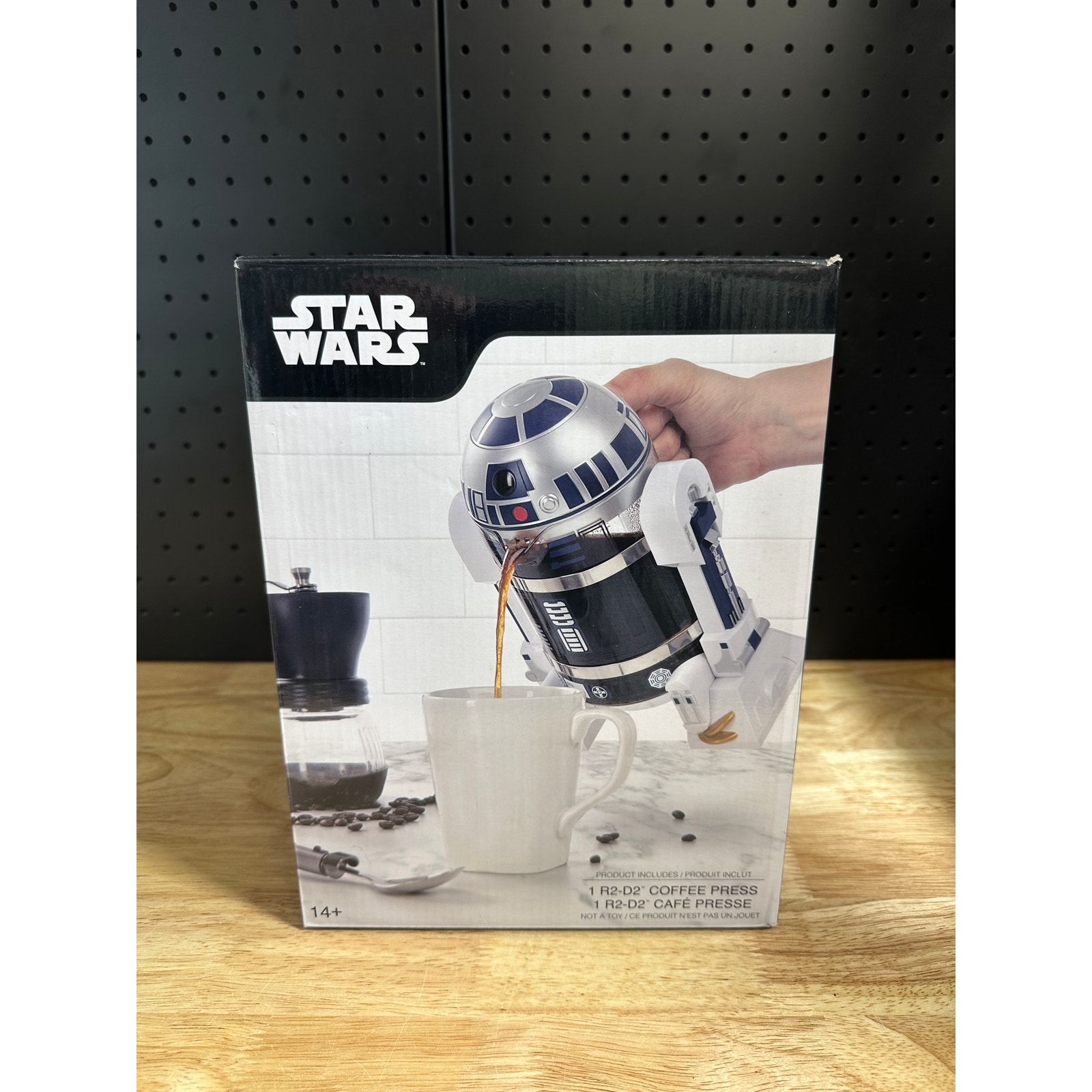 Star Wars R2-D2 Manual Coffee French Press Coffee Pot By Think Geek 32oz