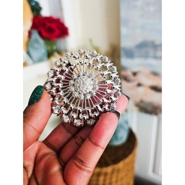 NEW Vtg Monet Starburst Silvertone Pendant Brooch.