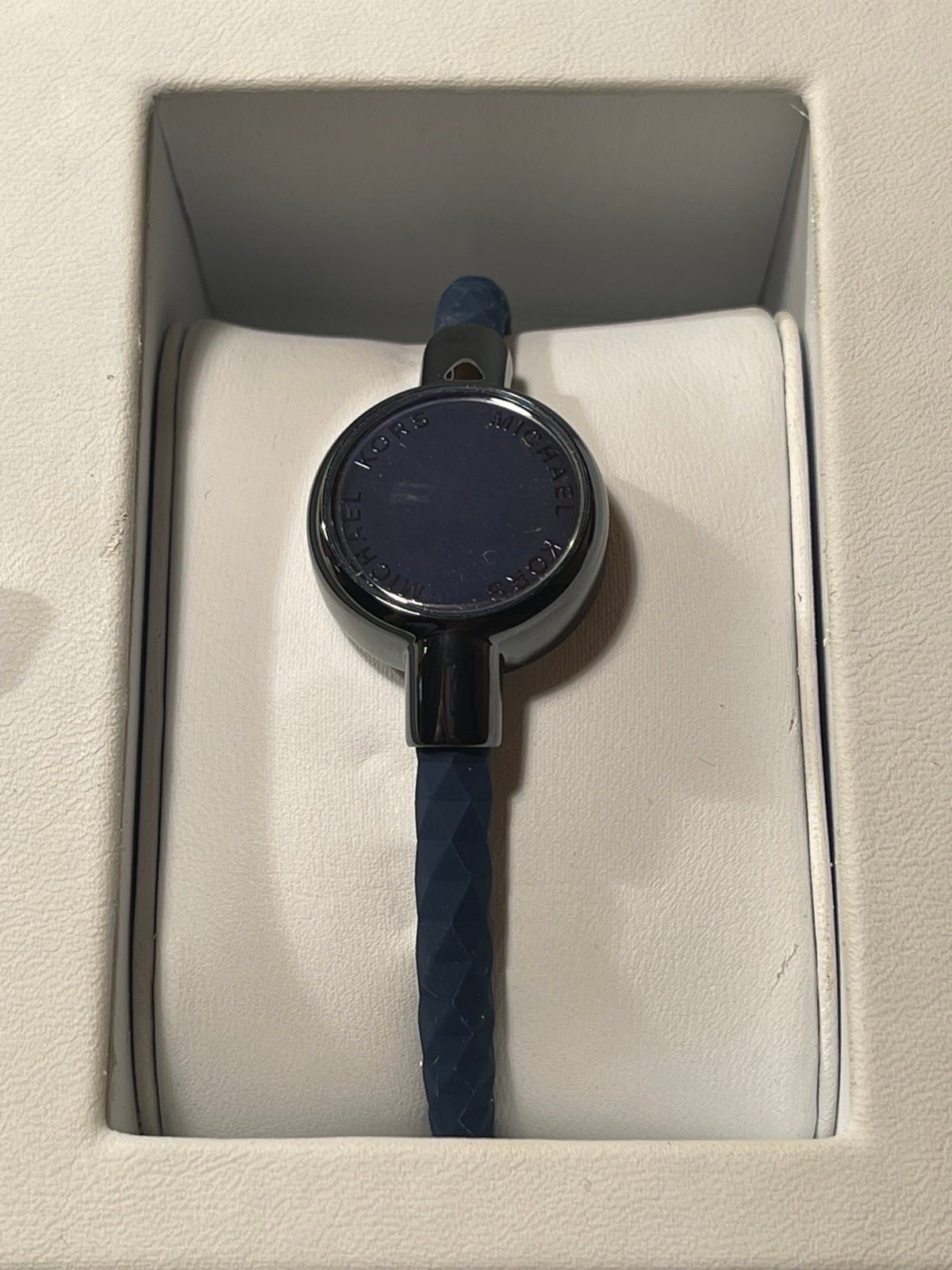 michael kors tracker bracelet
