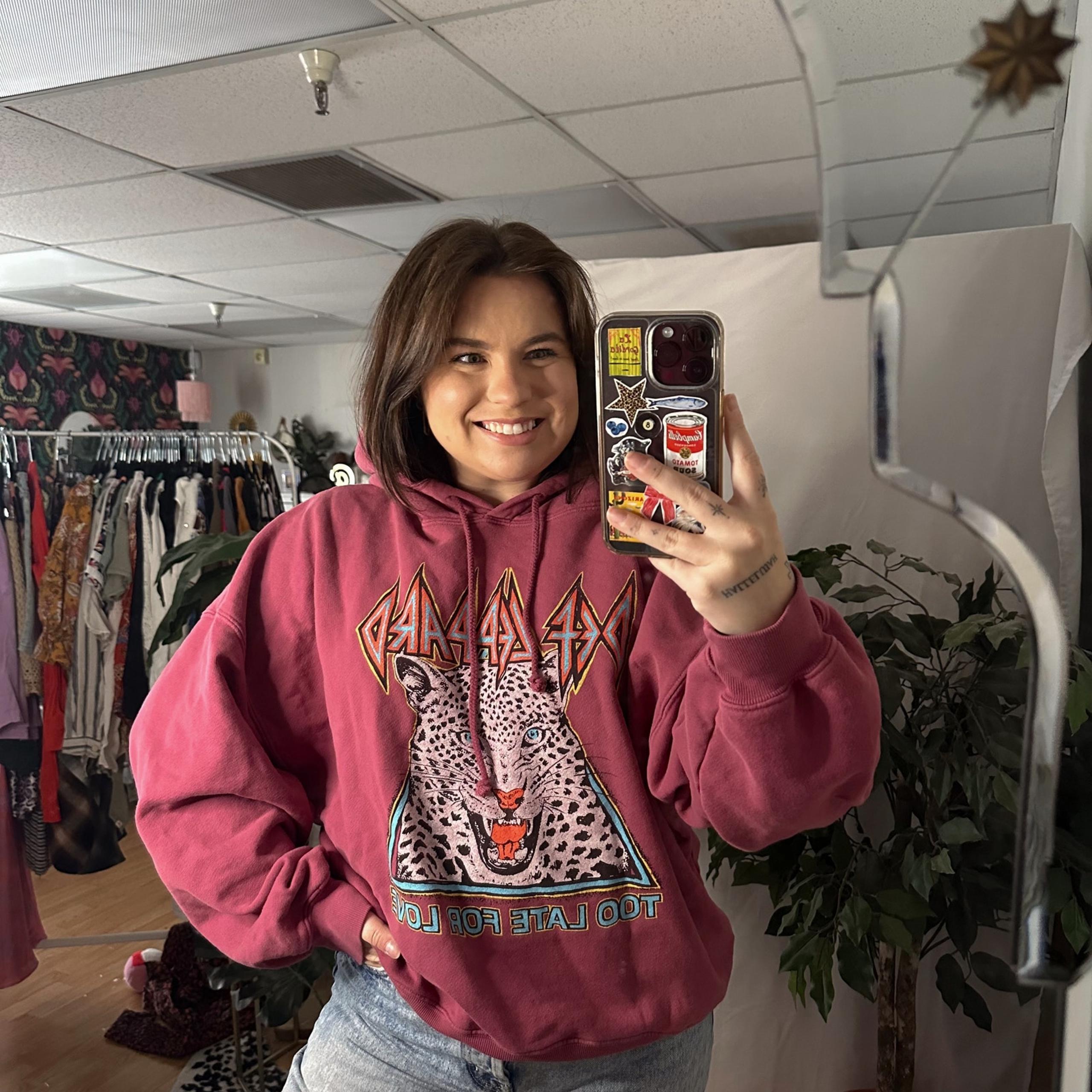 Daydreamer Def Leppard Too Late For Love Pullover Hoodie Pink Size Large