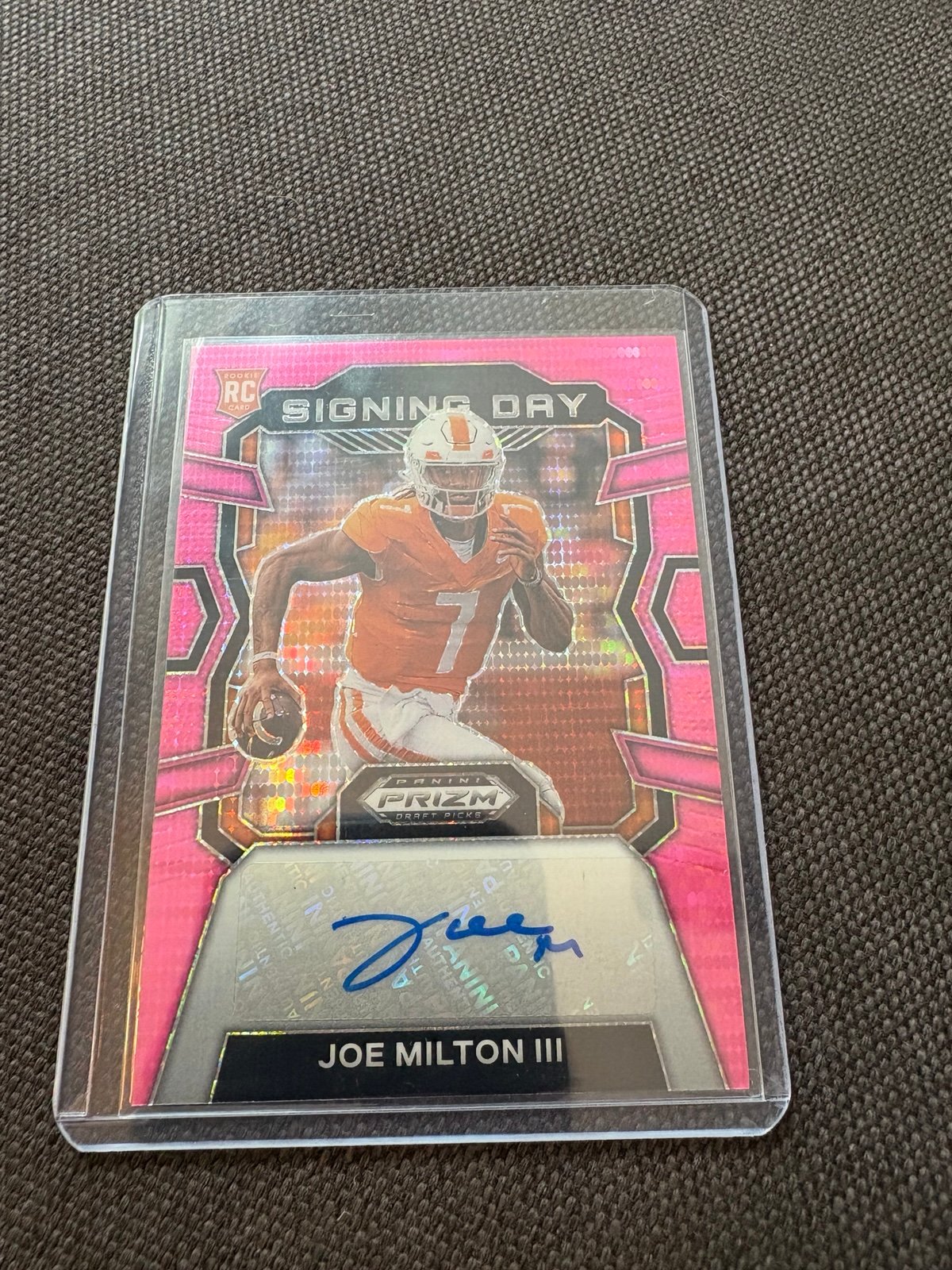 Joe Milton Pink Pulsar Auto /15