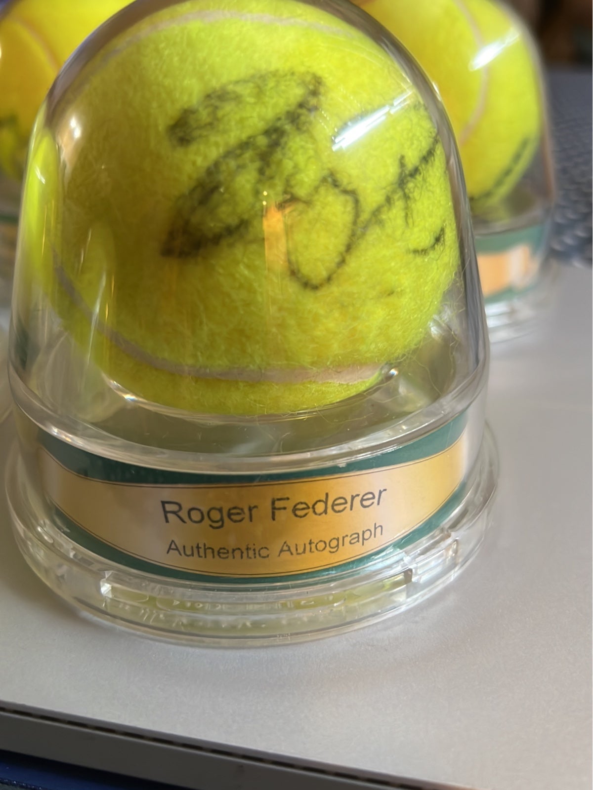 Certified Ace authentic signed tennis ball Rodger Federer
