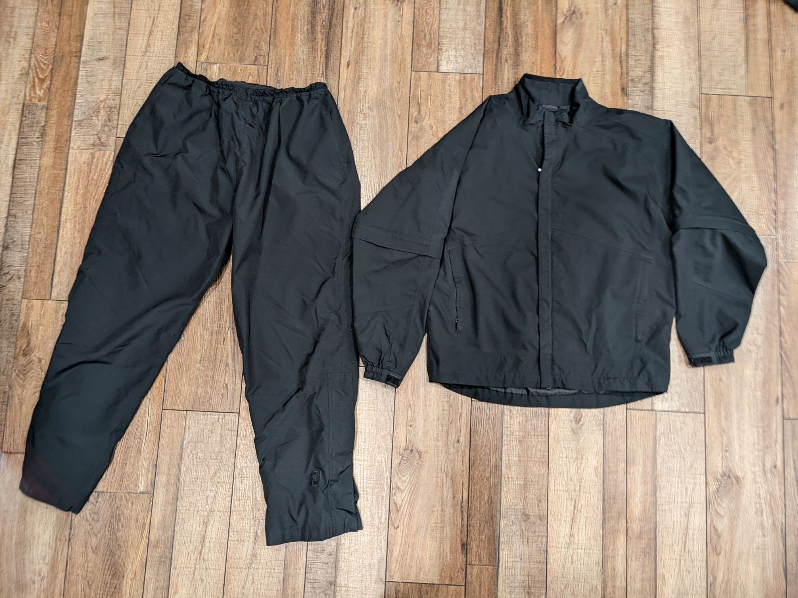 FJ Brand men's sweatsuit