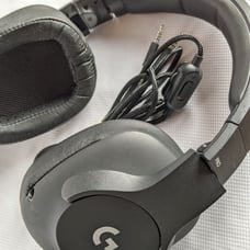LOGITECH G PRO GAMING HEADSET