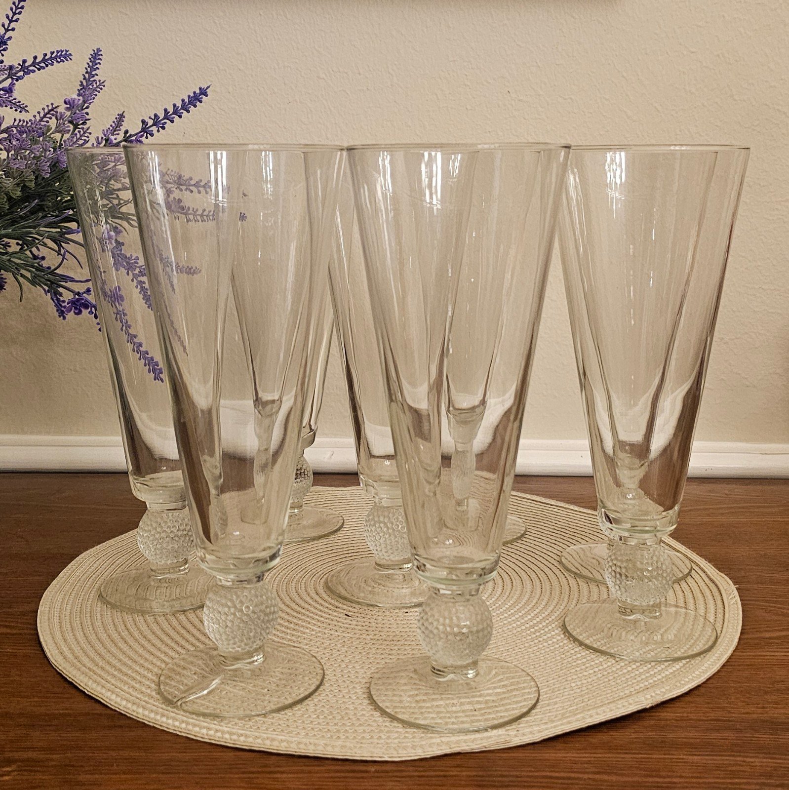 Set of 8 Libbey Glass 20 oz Tall Pilsner Glasses with Golf Ball Stem