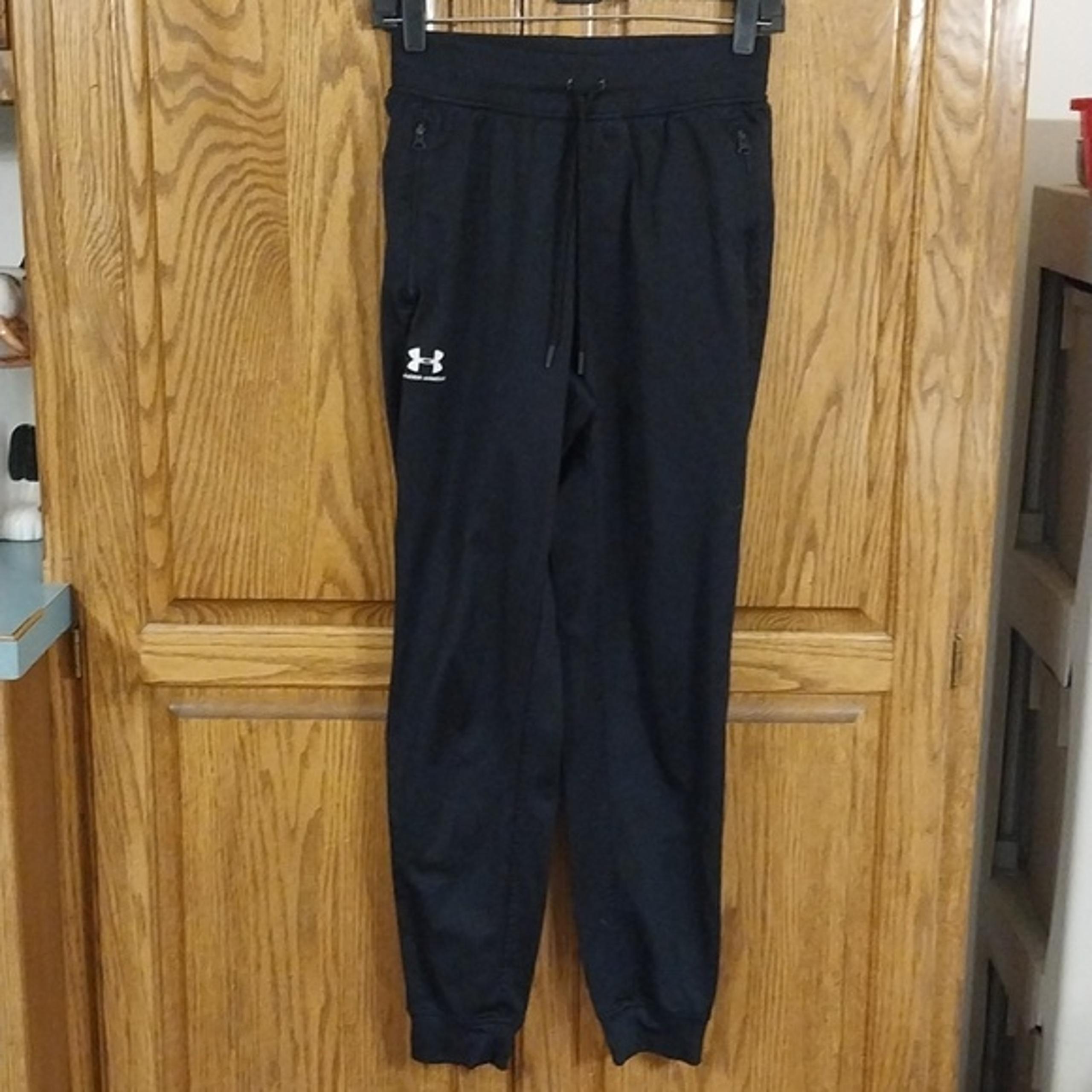 Under Armour Women's Cold Gear Athletic Pants Joggers Sz Small Black Banded Cuff