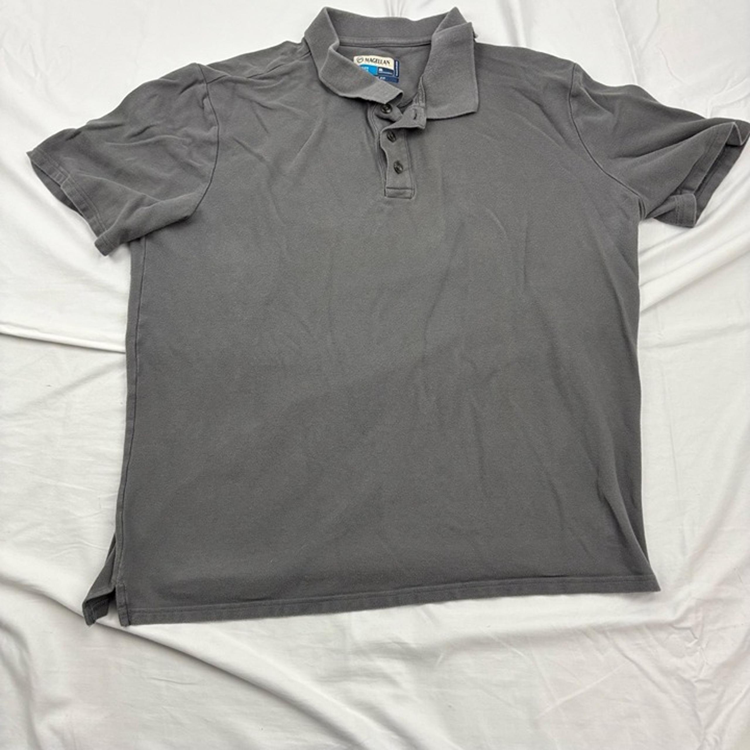 Men's Size XL Magellan Outdoors Polo Shirt Gray Short Sleeve Collared Button