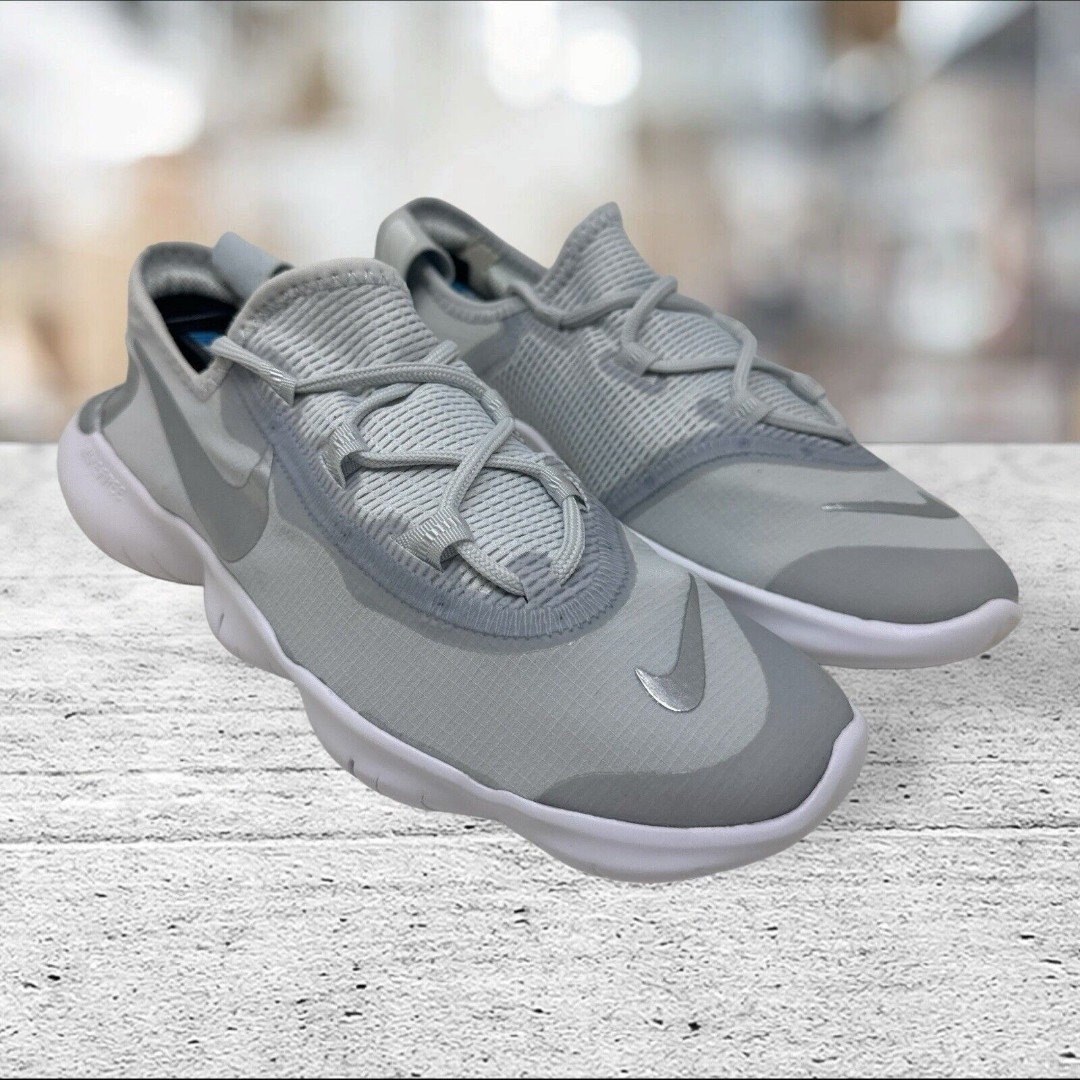 Nike Flex RN Womens Size 8 Running Shoes Silver Grey Athletic Sneaker Water Jog