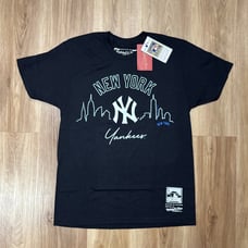 Mitchell & Ness New York Yankees Men's T-Shirt, NYC Neon, Medium, NWT