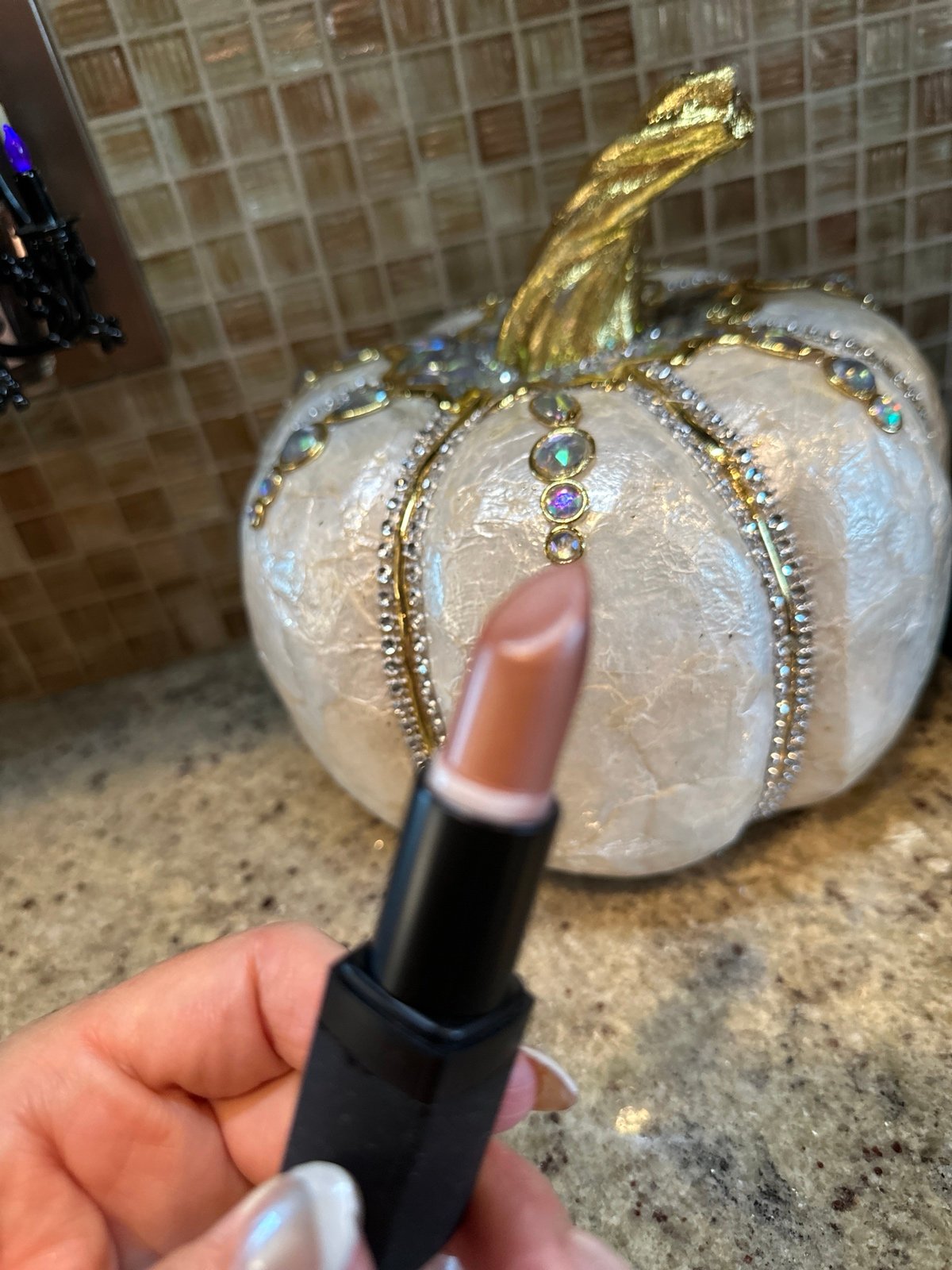 NARS LIPSTICK ~ SEXUAL HEALING !