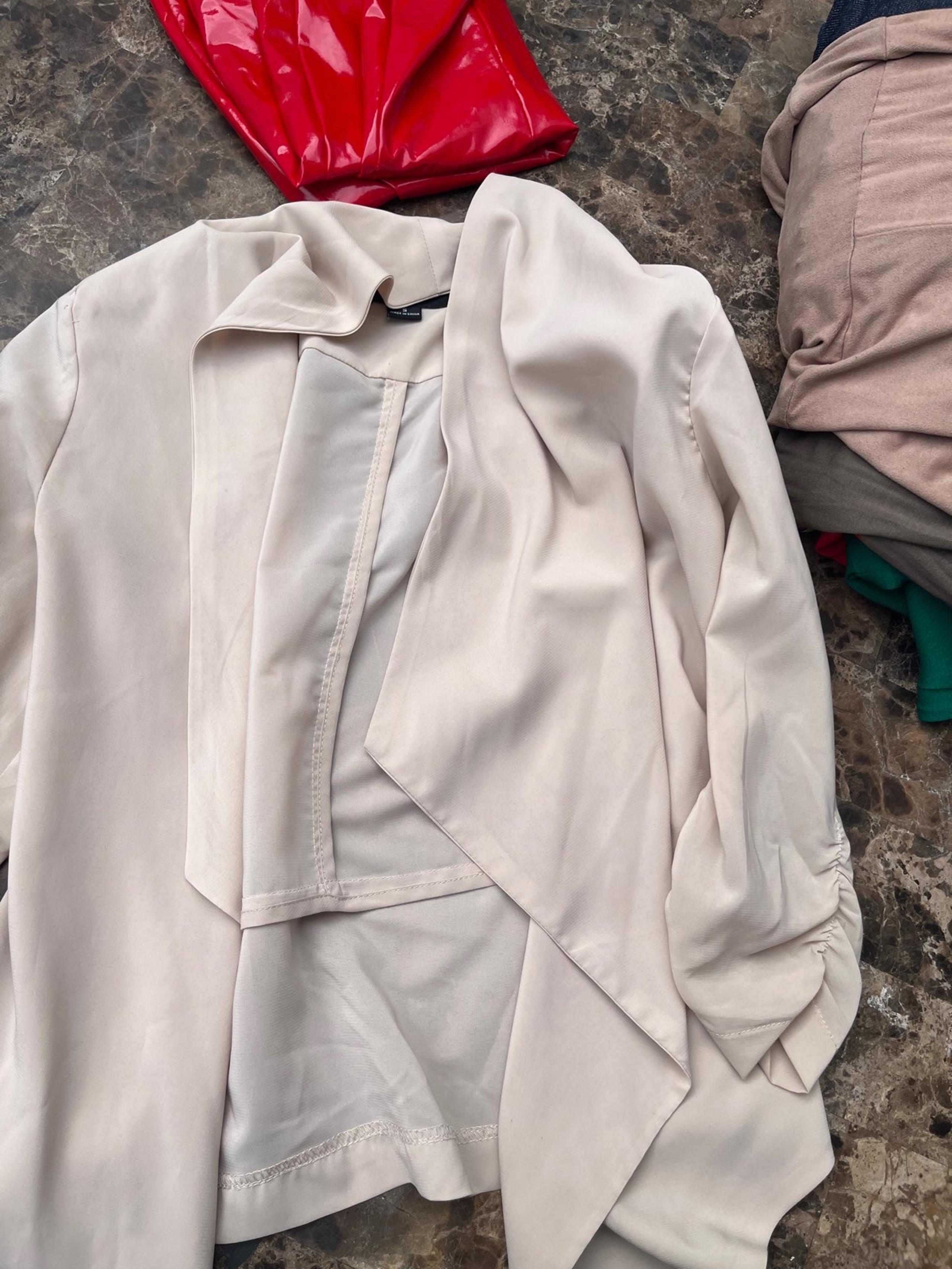 woman’s cloth lot size 4,5