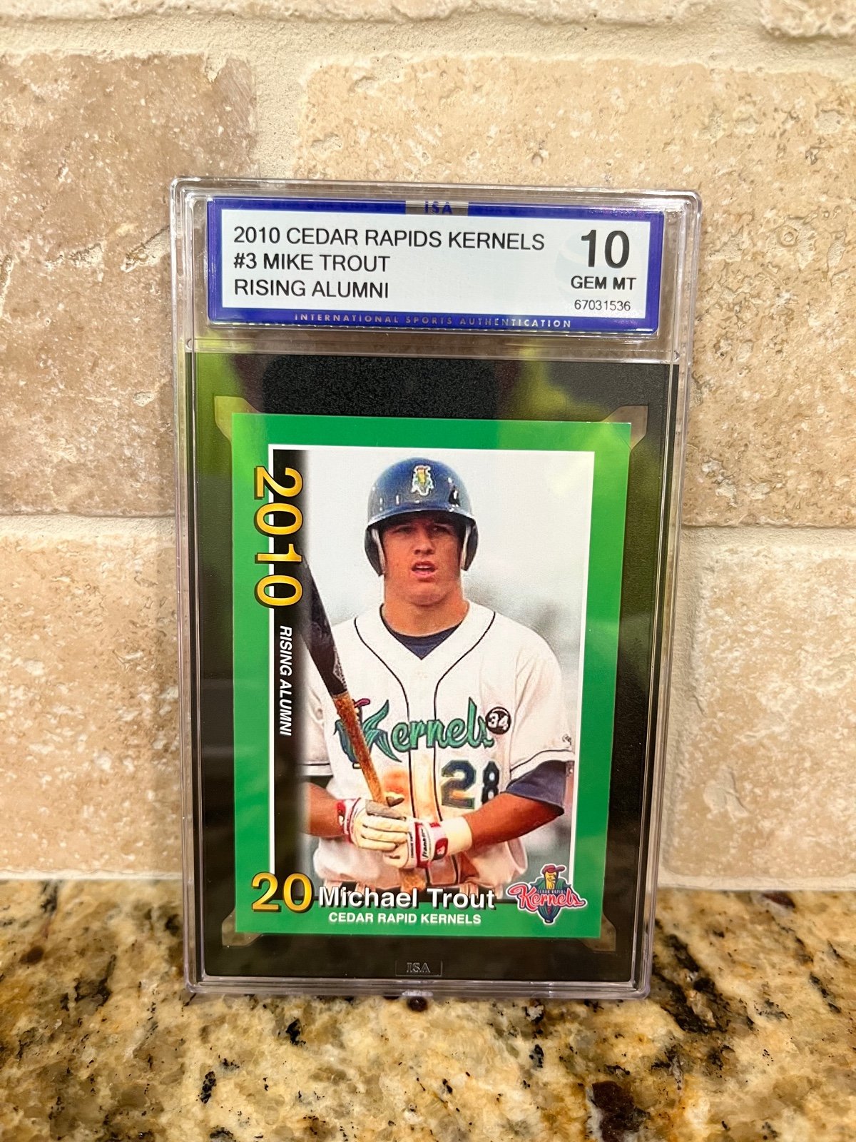 2010 CEDAR RAPIDS KERNELS MIKE TROUT #3 ISA 10 GEM MIN