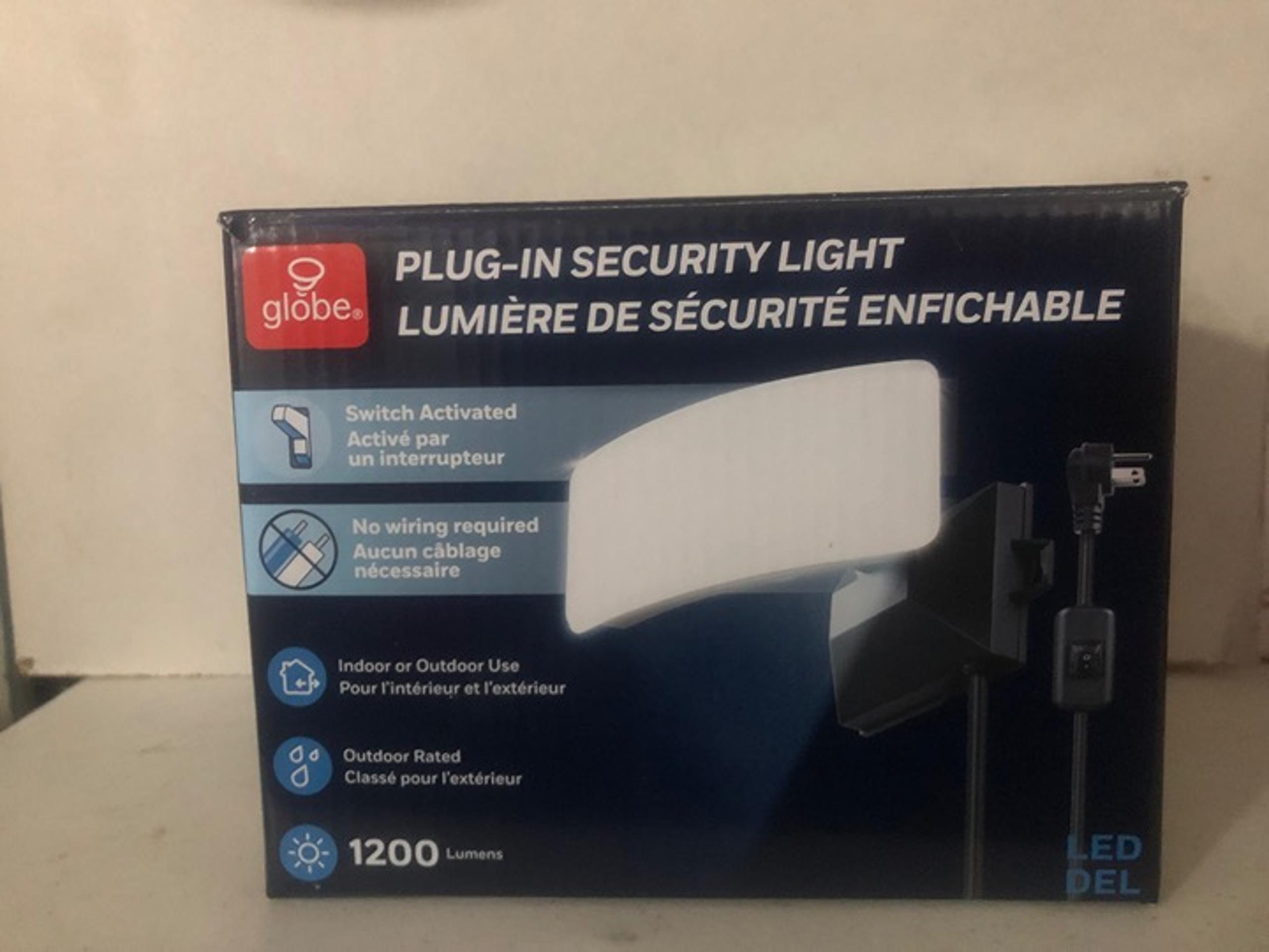 plug in security light