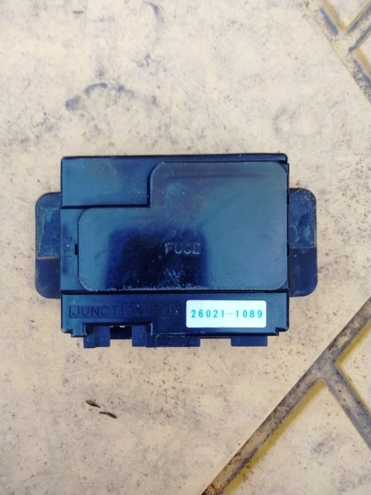 1995-1997 Kawasaki Ninja ZX6R fuse box relay 26021-1089