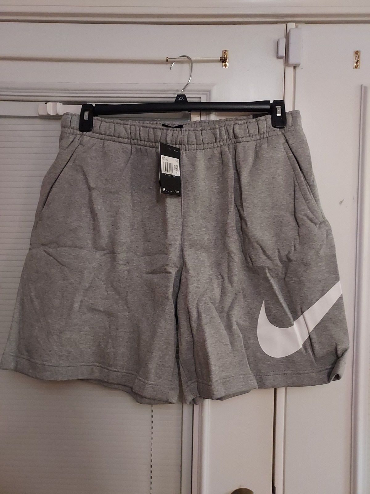 NWT NIKE SIZE XXL GREY SPORTSWEAR CLUB FLEECE SHORTS