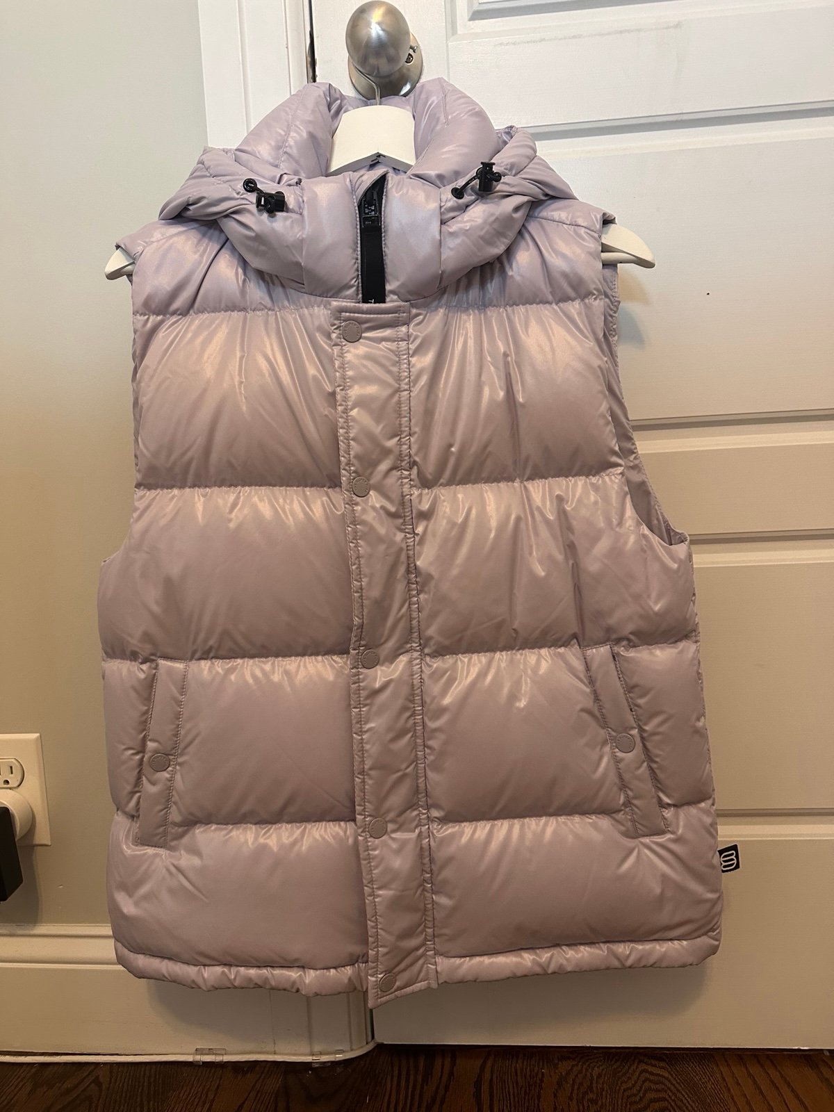 Aritzia Super Puffer Vest original