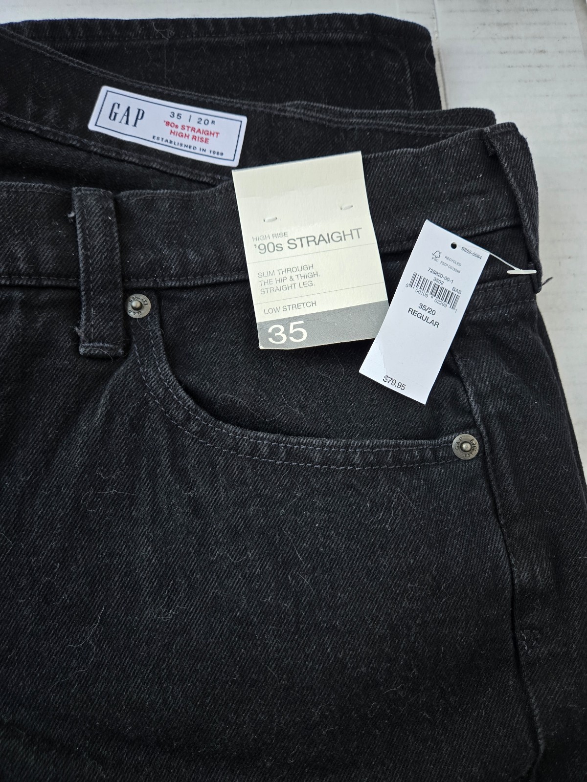 Gap 90s High Waisted straight jeans