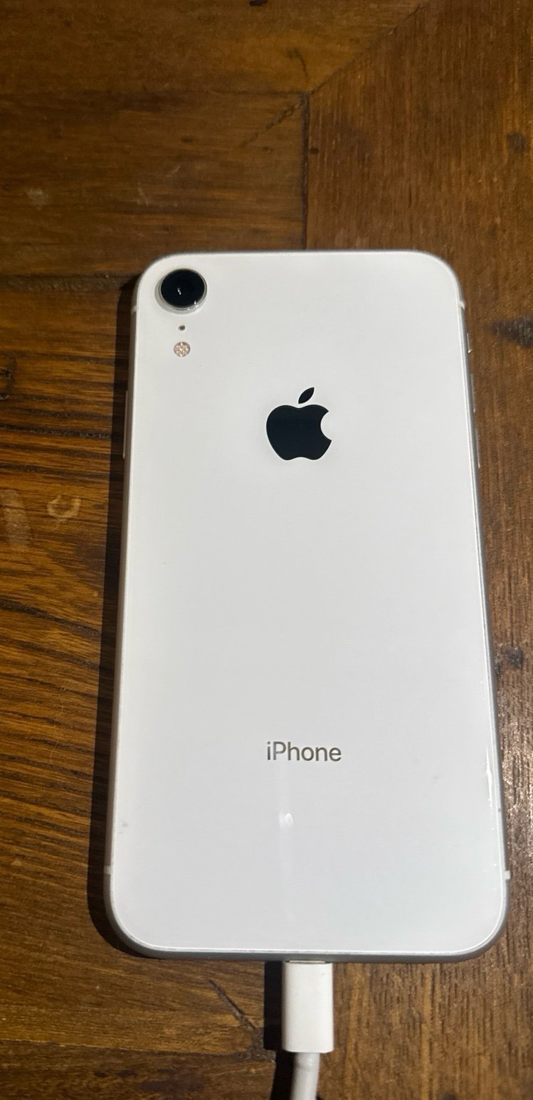 iPhone XR white 64 gb ATT
