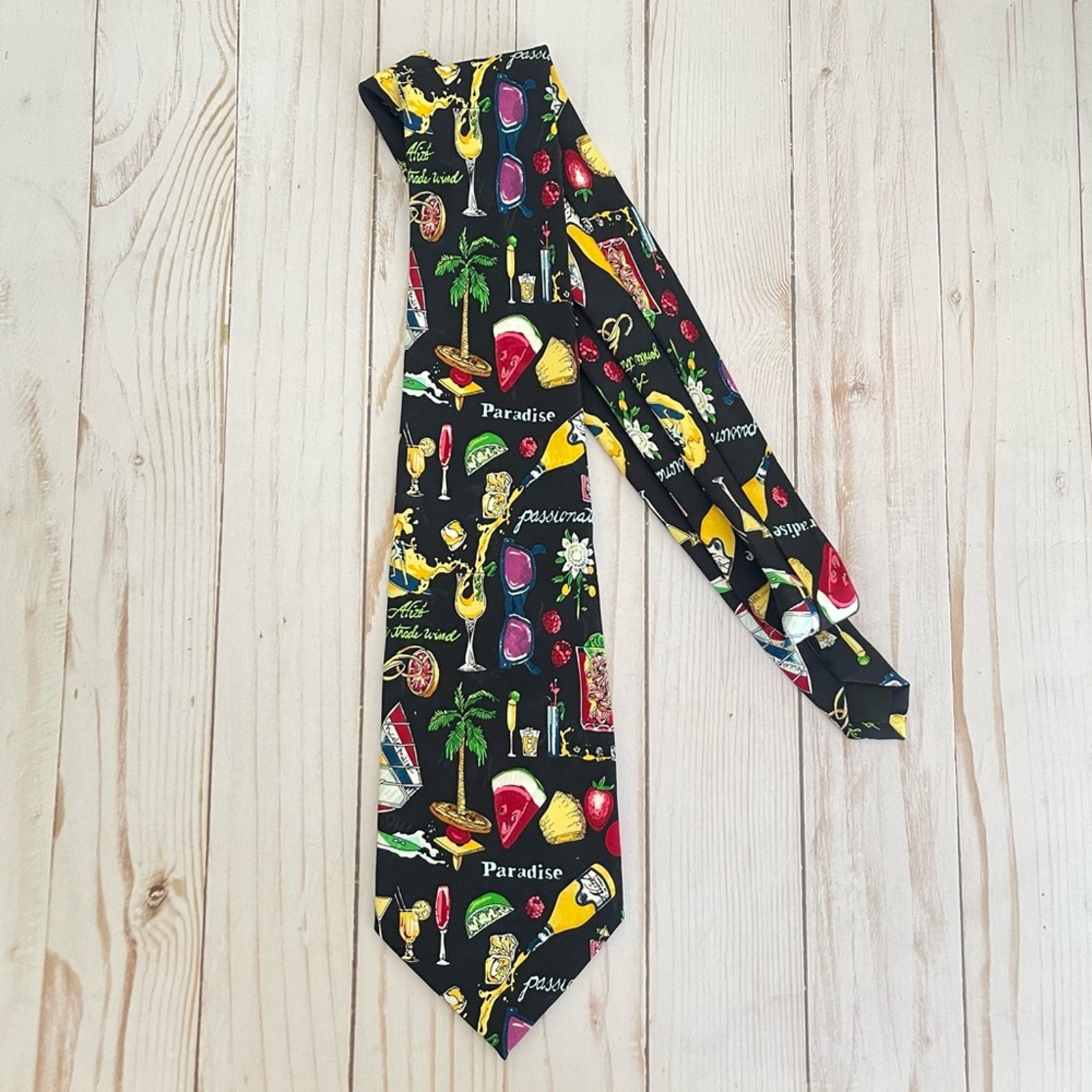 Vintage 90s Nicole Miller Silk Novelty Print Tie Colorful Graphic Paradise