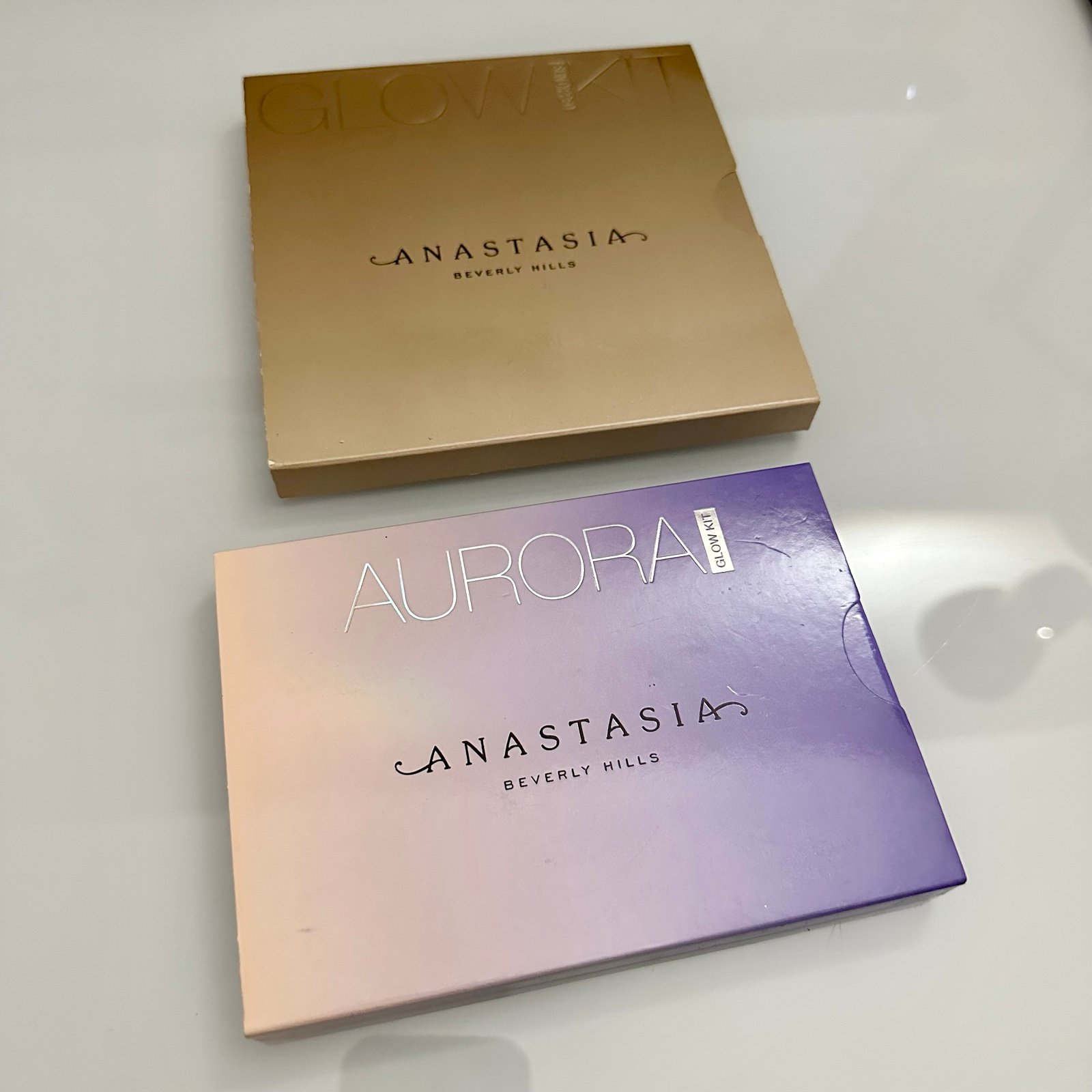 MOVING SALE: Anastasia Beverly Hills Glow Kit Bundle