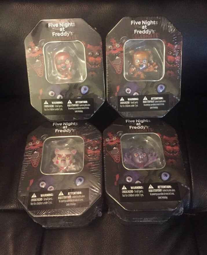 Five nights at Freddy’s Fnaf tin 2016 set