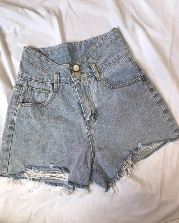Ladies casual denim shorts