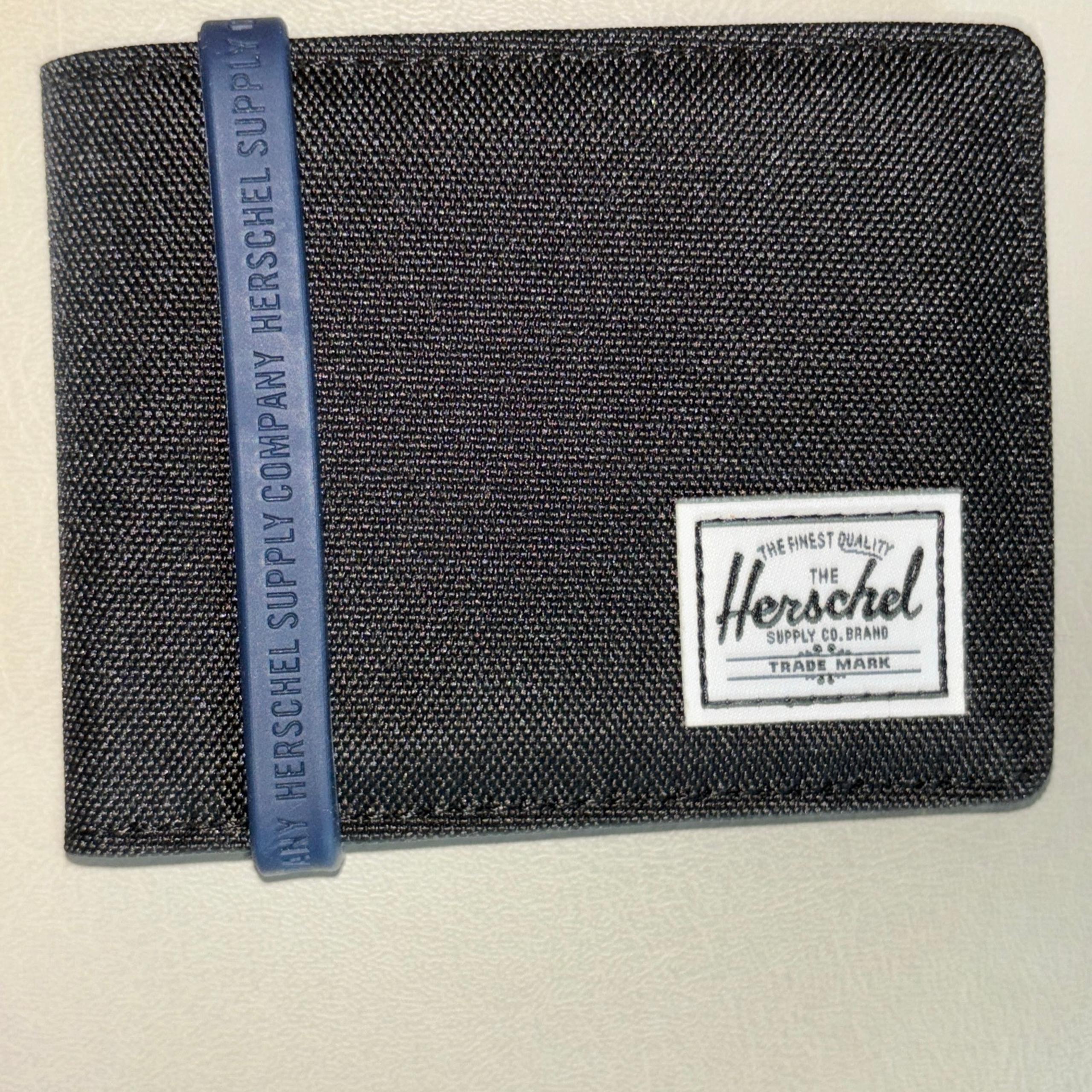 NEW With Tags Herschel Black Roy RFID Wallet Cardholder Supply Co.