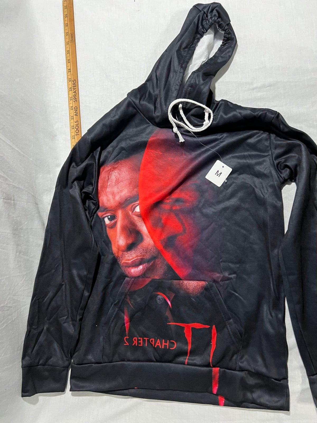 Men’s Medium Black Hoodie Graphic It Chapter 2