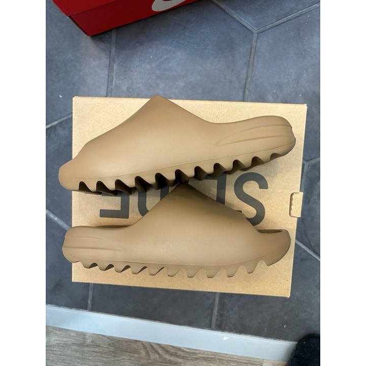 adidas Yeezy Slide Core Brown Casual Sandals Slides GW5350