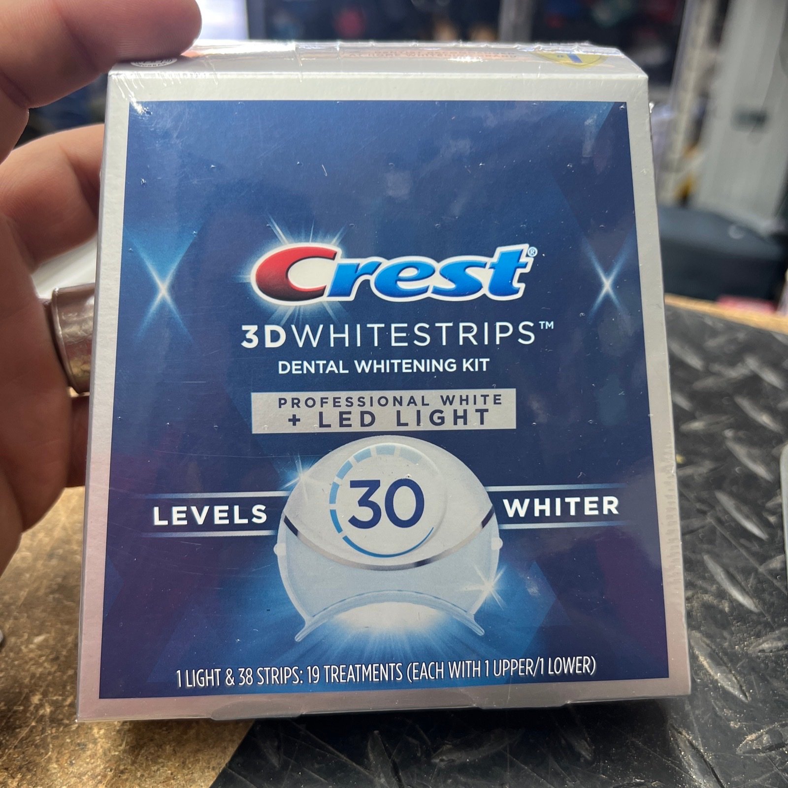 Crest 3D White Teeth Whitening Kit - 30 Count