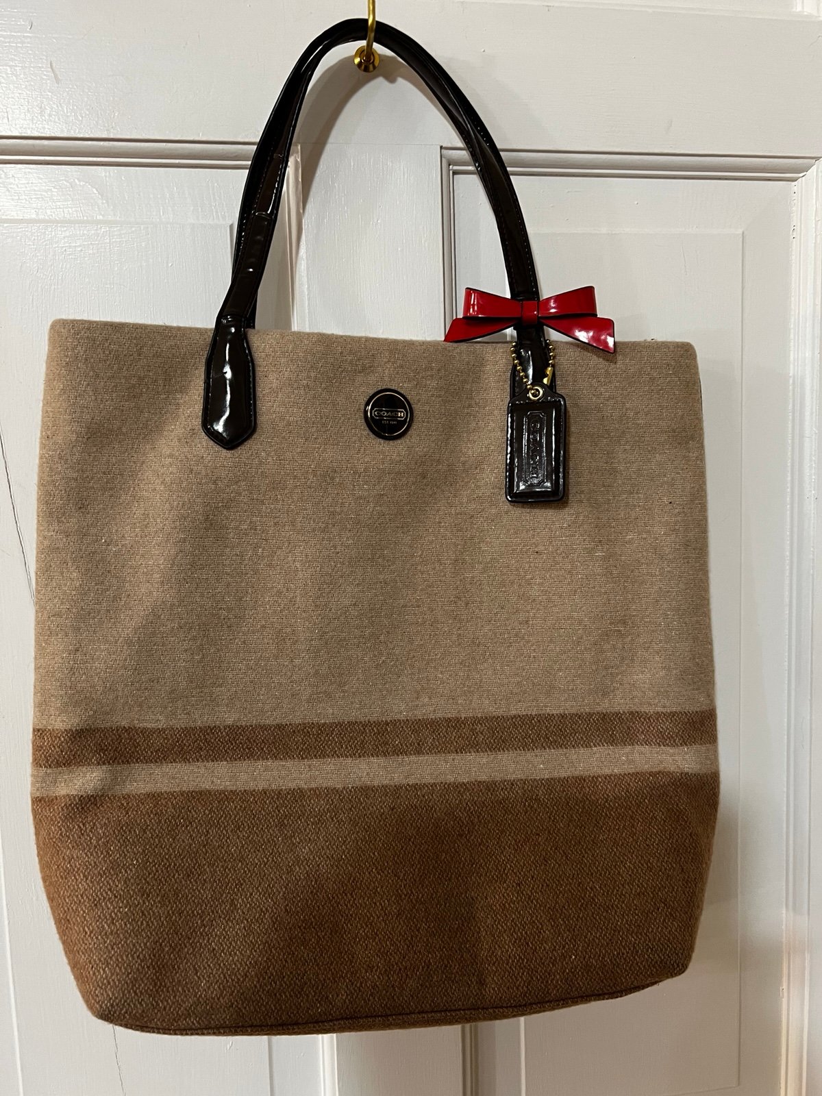 Coach Wool Tote-measure is 14 x 14 1/2 x 3 1/2“
