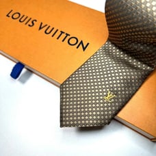 Excellent Condition Louis Vuitton Silk Tie 100%