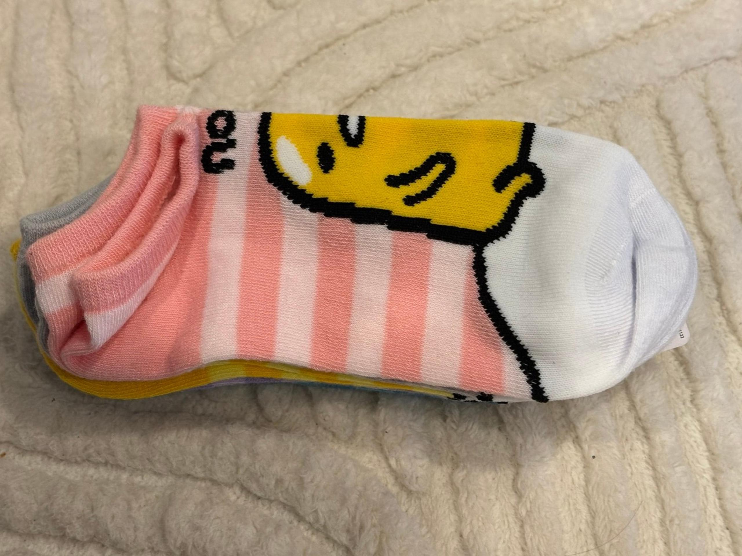 Gudetama Sanrio No Show Socks BNWT