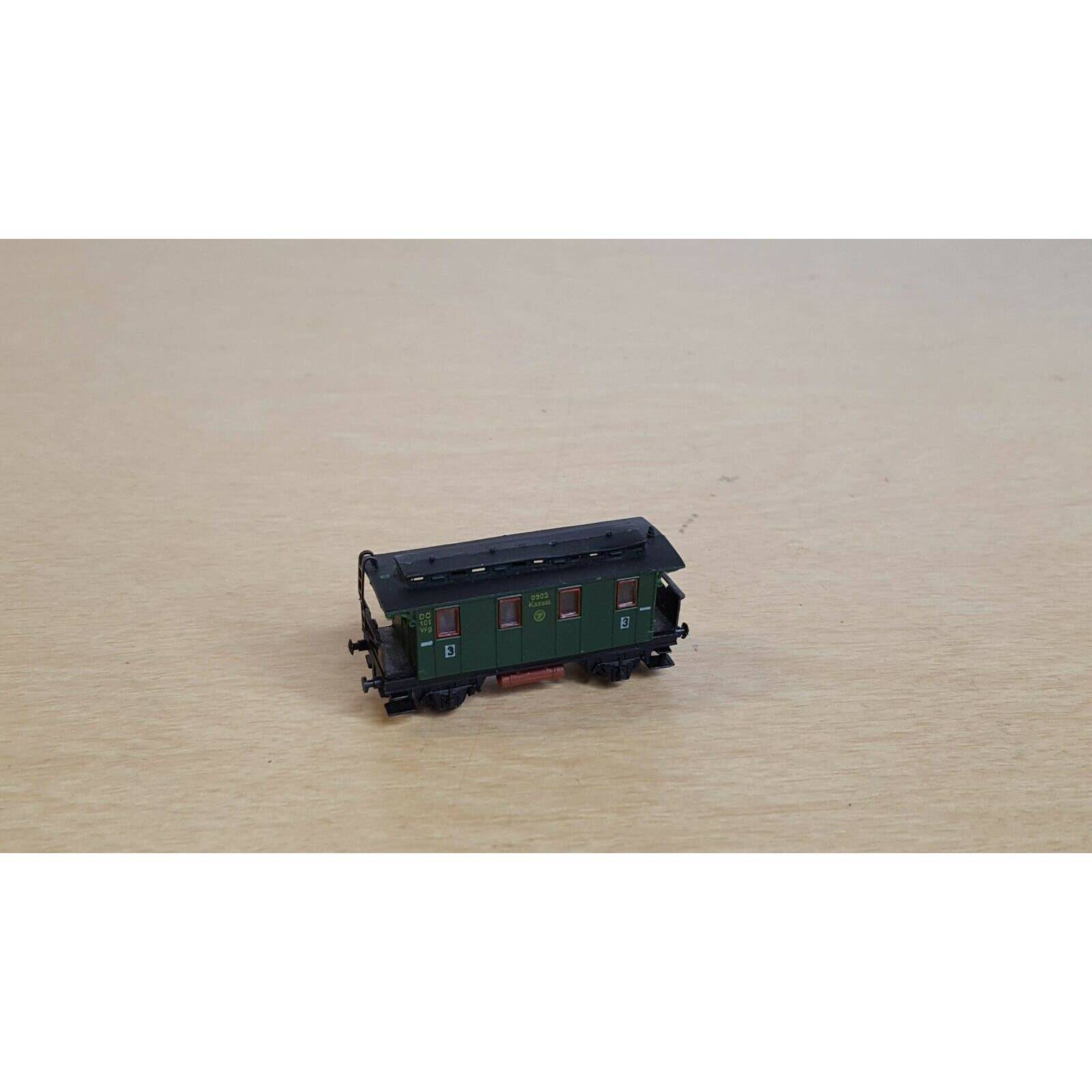 Arnold Rapido N Scale Gauge Train Caboose Green for Parts or Restoration ONLY